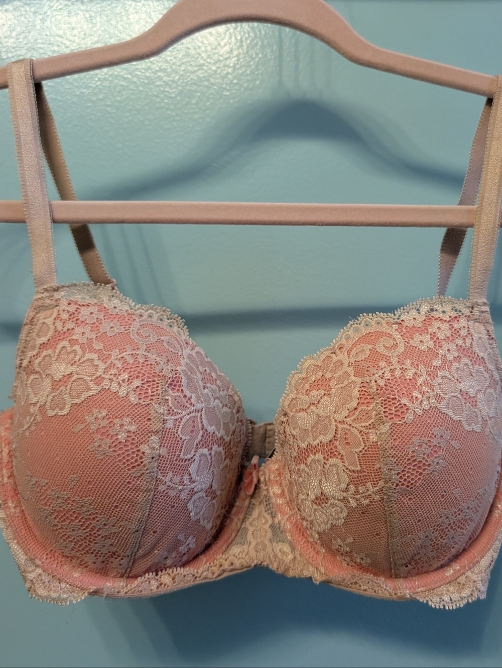Victoria's Secret Pink and Cream Lace Push-Up Bra